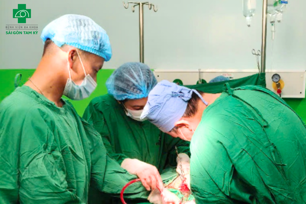 HÀNH TRÌNH VƯỢT CẠN THÀNH CÔNG VỚI KHỐI U TIỀN ĐẠO ĐƯỜNG KÍNH 10CM